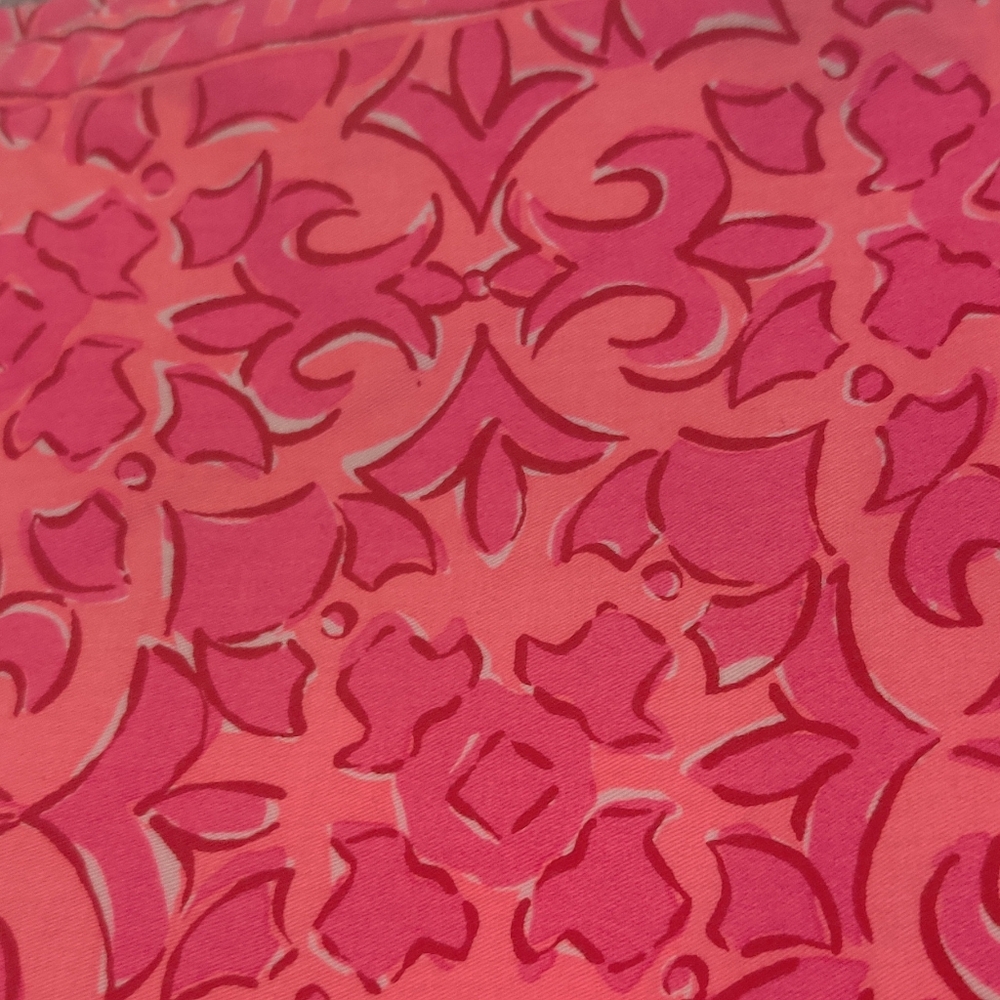 Vineyard Vines Knockout Pink Geo Shorts - Picture 3 of 5